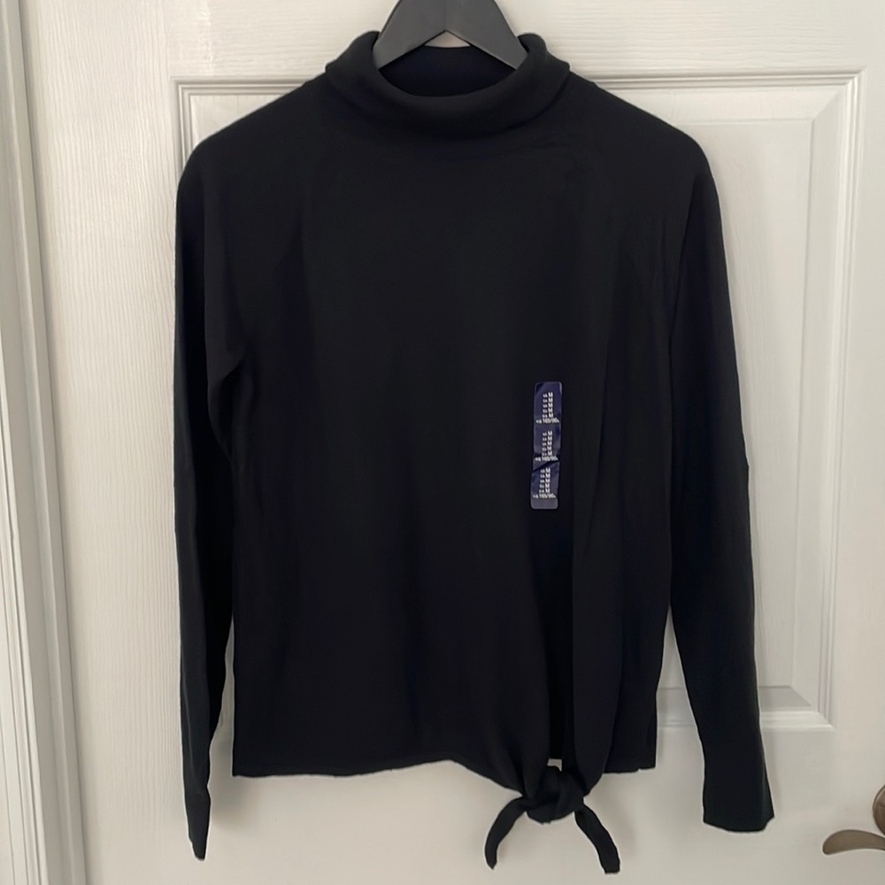 Gap women’s knit black turtleneck